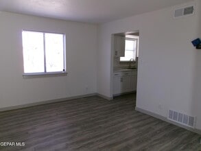 7013 Echo Cliffs Dr in El Paso, TX - Building Photo - Building Photo