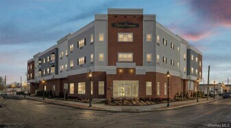 227 4th Ave in Bay Shore, NY - Building Photo