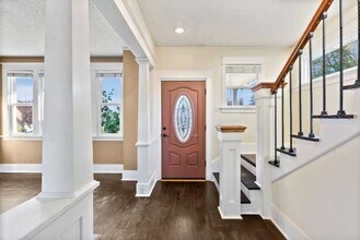 3594 E McKinley Ave in Tacoma, WA - Building Photo - Building Photo