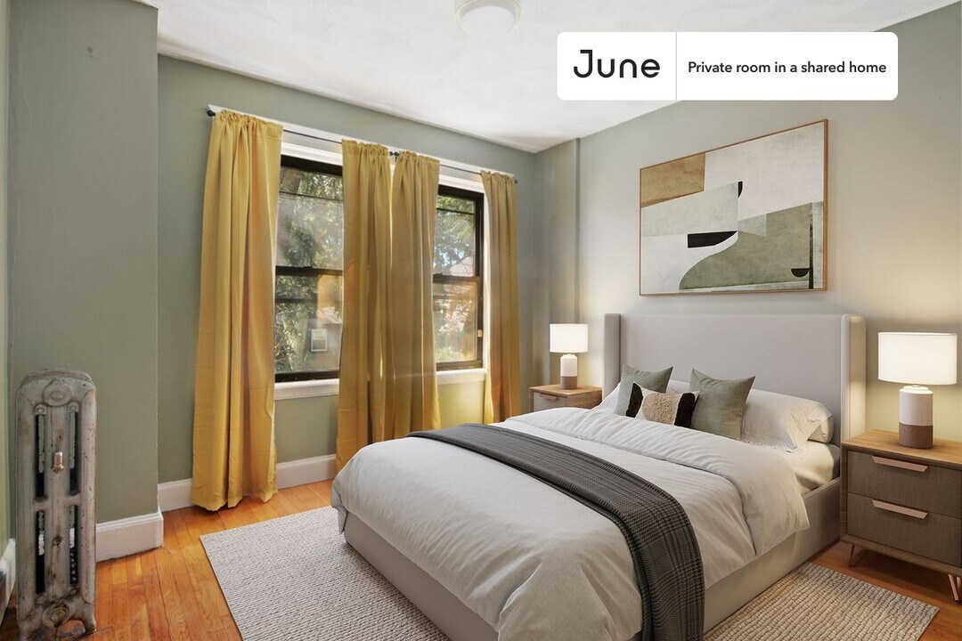 Private bedroom in 4 bed/1 bath Home in Boston, MA - Building Photo