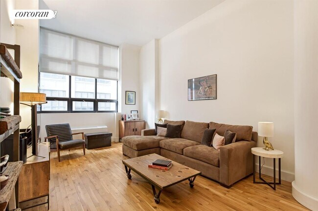 360 Furman St in Brooklyn, NY - Building Photo - Building Photo