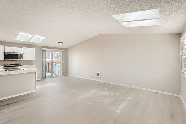 209 E 36th St in Tacoma, WA - Building Photo - Building Photo