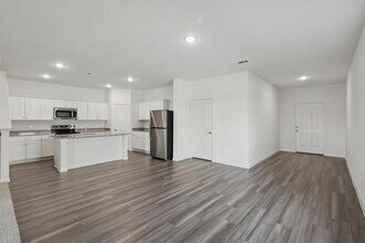 5934 Sahara Dr in Forney, TX - Building Photo - Building Photo