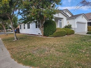 3201 Dauphine St in Modesto, CA - Building Photo - Building Photo