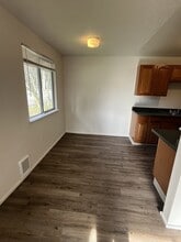 7743 Pacific Ave SE in Olympia, WA - Building Photo - Building Photo