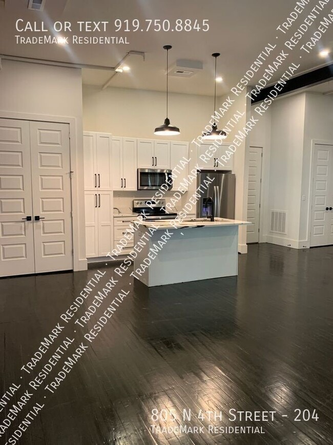 805 N 4th St in Wilmington, NC - Building Photo - Building Photo