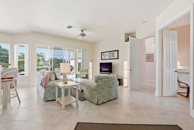 1154 Augusta Falls Way in Naples, FL - Building Photo - Building Photo