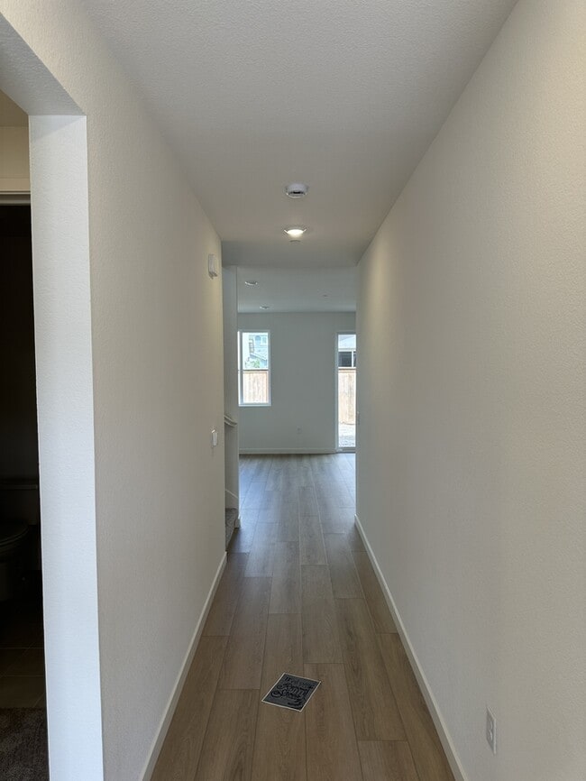 16027 Testarossa St in Lathrop, CA - Building Photo - Building Photo