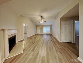 50 Mabry Pl Ct in Covington, GA - Foto de edificio - Building Photo
