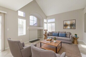 4456 Wellsboro St, Unit 1311 in Las Vegas, NV - Building Photo - Building Photo