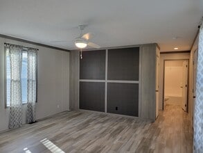 9057 Windward Dr in Clay Township, MI - Building Photo - Building Photo