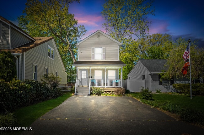 105 Wayside Dr in Keyport, NJ - Building Photo - Building Photo