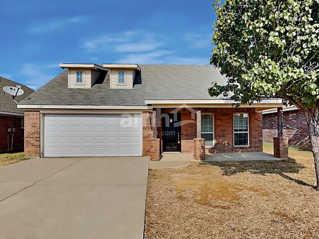 property at 10437 Manhassett Dr