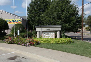 Amber Dawn Apartments in Dallas, TX - Foto de edificio - Building Photo