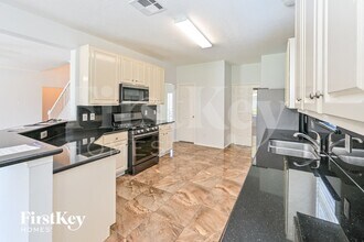 11125 31st Ave N in Texas City, TX - Building Photo - Building Photo