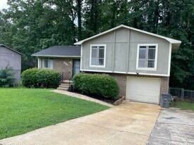 5241 Cornell Drive in Irondale, AL - Building Photo