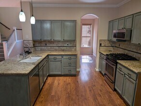 2550 E Christopher Dr in Fresno, CA - Building Photo - Building Photo