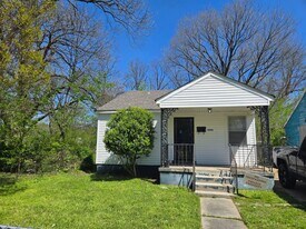 1572 Harrison St in Memphis, TN - Building Photo