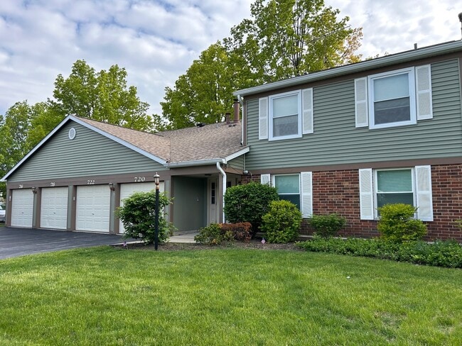 property at 716 N Deer Run Dr