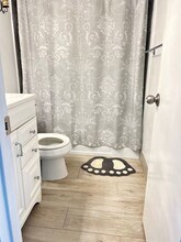 107 Kent St in West Palm Beach, FL - Foto de edificio - Building Photo