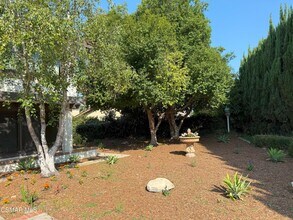 2096 McCrea Rd in Thousand Oaks, CA - Building Photo - Building Photo