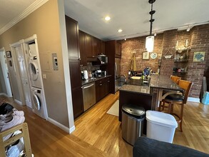 26 Worcester Sq, Unit 4 in Boston, MA - Foto de edificio - Building Photo