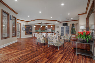 West Oaks in San Antonio, TX - Building Photo - Building Photo