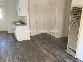 2537 Diamond St in Rosamond, CA - Building Photo - Building Photo