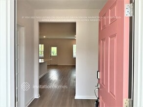 133 Glacier Wy in La Vergne, TN - Building Photo - Building Photo