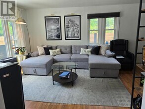 1109 Caven St in Mississauga, ON - Building Photo - Building Photo