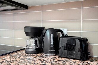 800 Bay St. in Toronto, ON - Building Photo - Building Photo