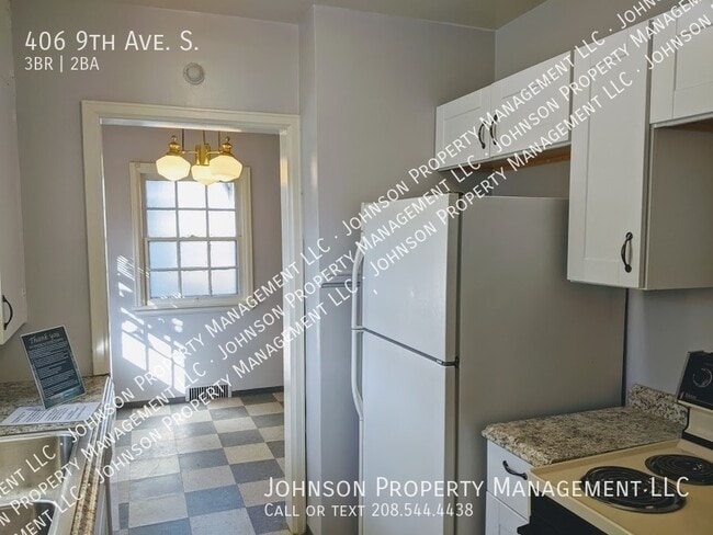 406 9th Ave S in Nampa, ID - Building Photo - Building Photo