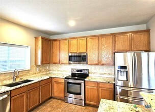 400 Apache Ledge in Cibolo, TX - Building Photo - Building Photo