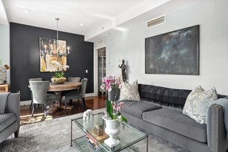 424 Massachusetts Ave, Unit 302 in Boston, MA - Building Photo - Building Photo