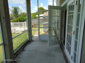 12162 Millford Ln N in Jacksonville, FL - Building Photo - Building Photo