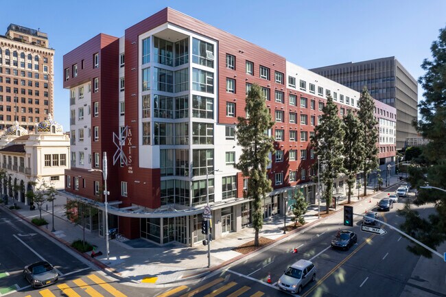 AXIS on Eleventh in Los Angeles, CA - Building Photo - Primary Photo