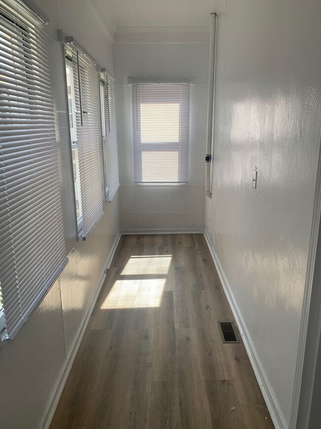 property at 4 Kosciusko Way