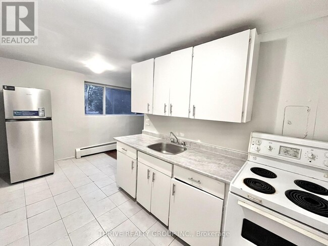 property at 1455-1455 Trafalgar St