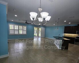 13105 Silver Thorn Loop in North Fort Myers, FL - Building Photo - Building Photo