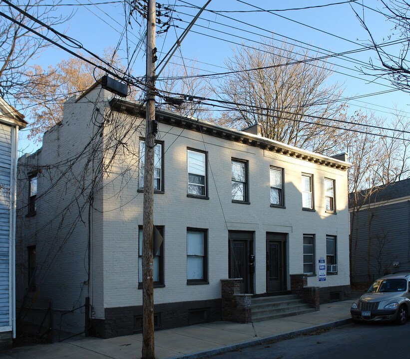 118 N College St in Schenectady, NY - Foto de edificio