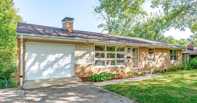 322 Crown Point in Columbia, MO - Building Photo - Building Photo