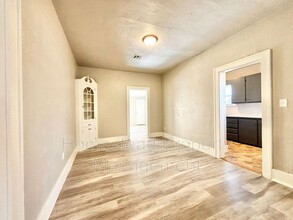 2844 NW 14th St in Oklahoma City, OK - Foto de edificio - Building Photo