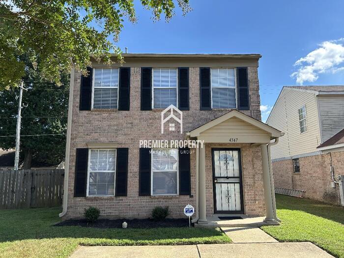 4347 Barry Meadows Cove in Memphis, TN - Building Photo