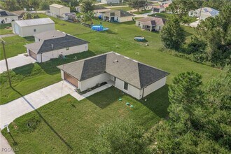 3007 53rd St W in Lehigh Acres, FL - Building Photo - Building Photo