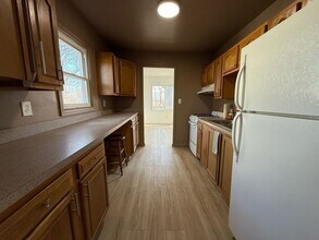 14656 Pine St in Taylor, MI - Building Photo - Building Photo