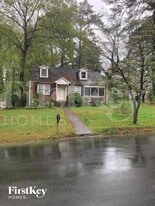 1749 S Alvarado Terrace SW in Atlanta, GA - Building Photo