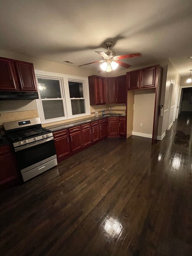 3728 W 57th Plz, Unit 2