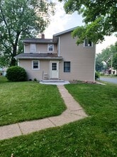 401 Lewis St in River Falls, WI - Building Photo - Building Photo