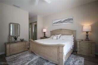 3019 Ellice Way in Naples, FL - Building Photo - Building Photo