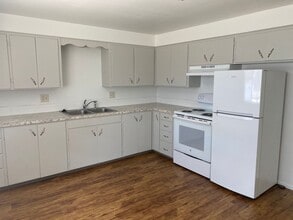 2622 Cedar Dr in Loveland, CO - Building Photo - Building Photo